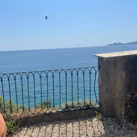 公寓 The Terrace On Portofino Terrazzo Portofino 佐阿利